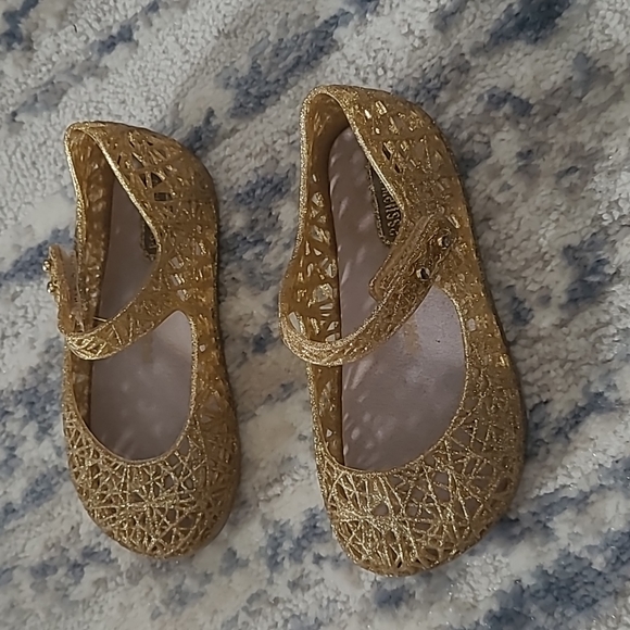 Mini Melissa toddler size 7 - Picture 2 of 3